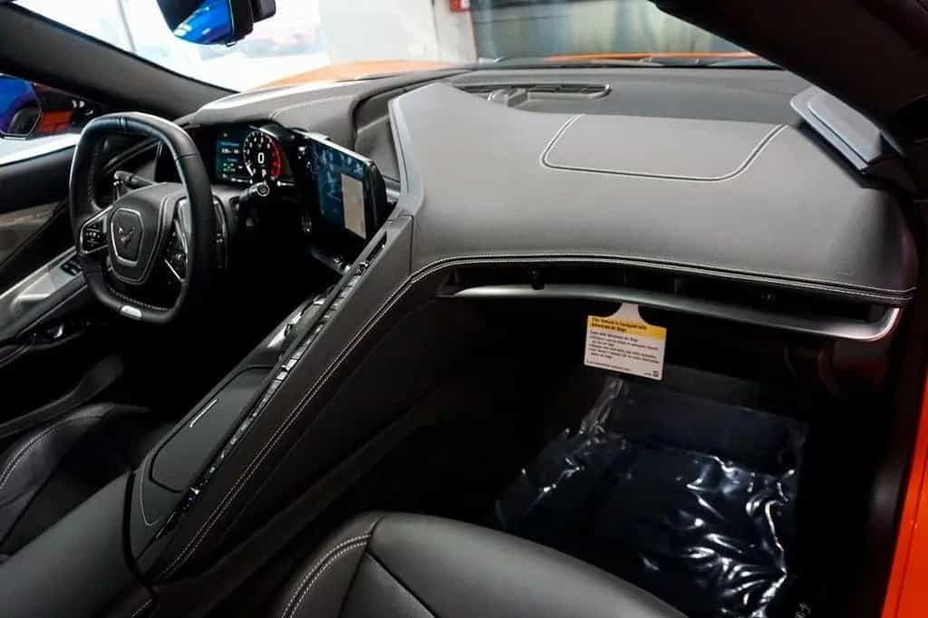 Corvette Z06 2LZ Z07 Performance Paket MY25 08/2025-photo-17