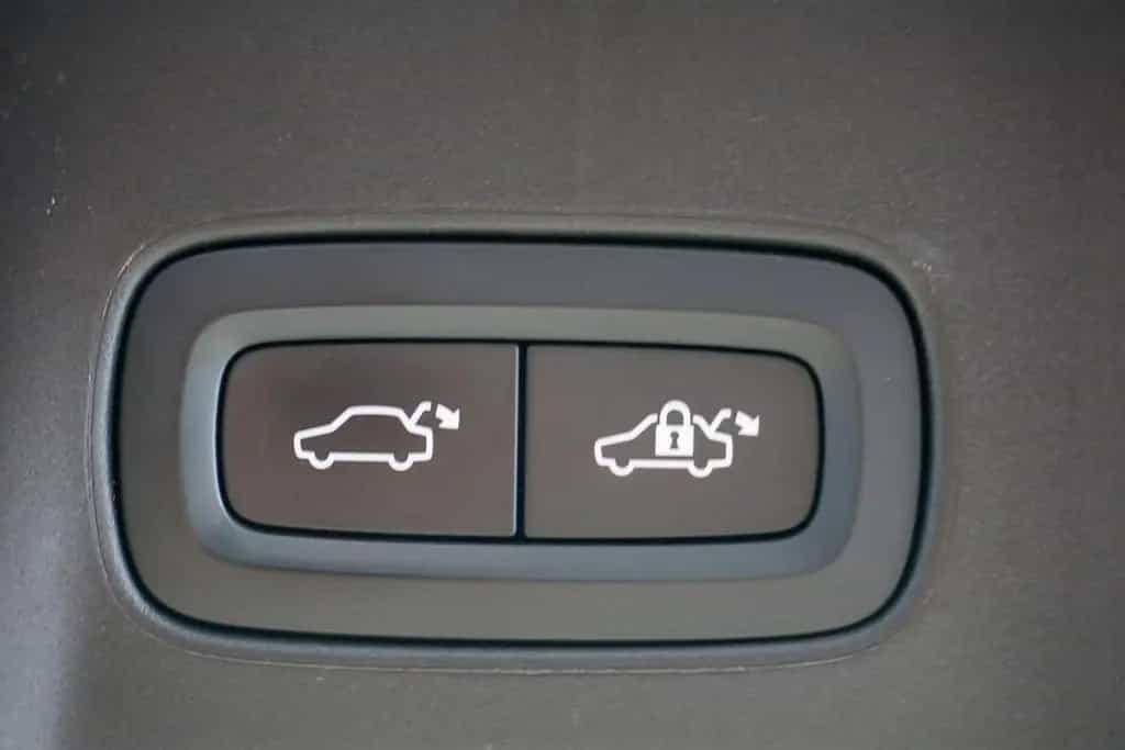 Volvo V90 Kombi Inscription ACC Leder 07/2020-photo-12