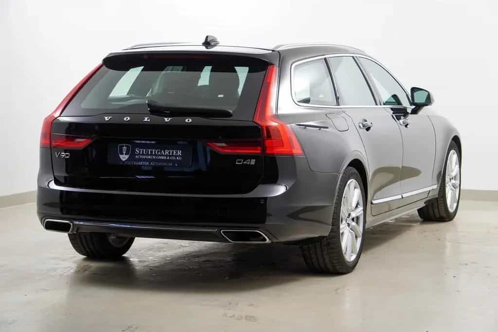 Volvo V90 Kombi Inscription ACC Leder 07/2020-photo-5