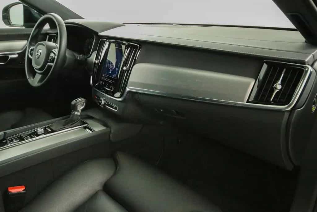 Volvo V90 Kombi Inscription ACC Leder 07/2020-photo-7