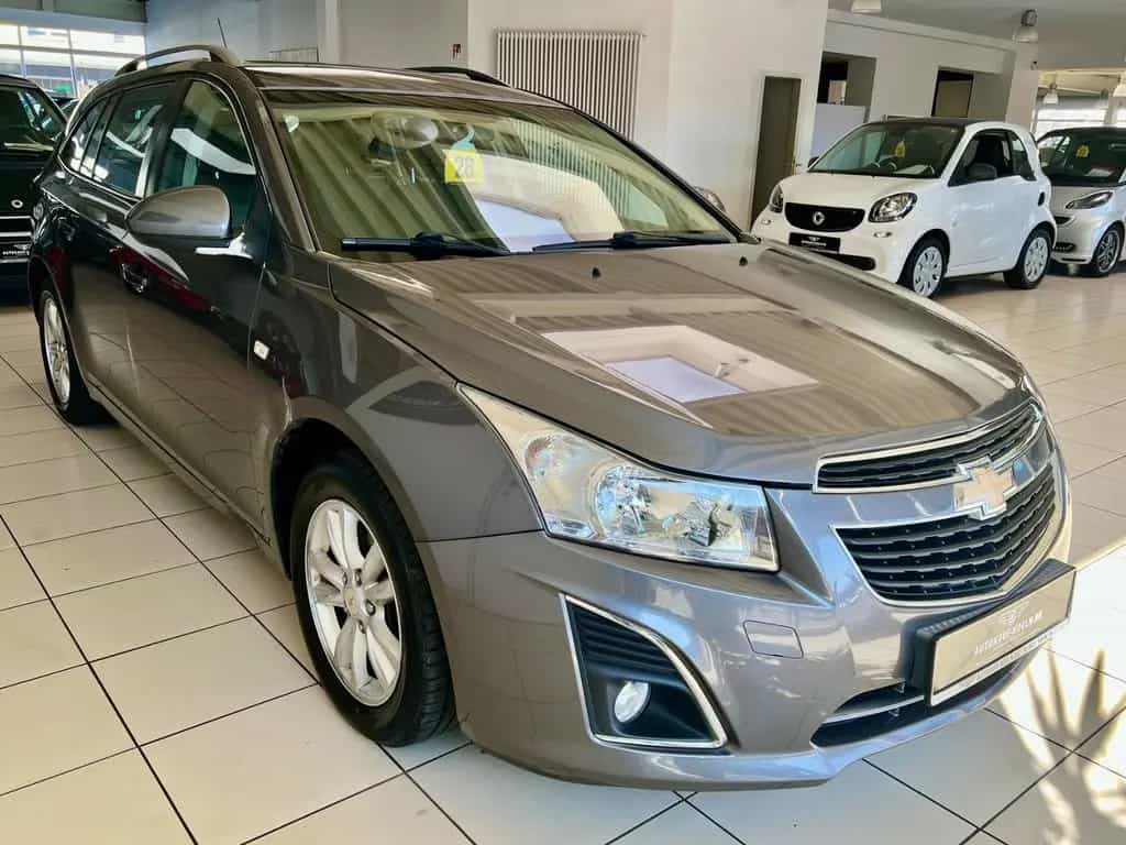 Chevrolet Cruze 1,7 CDTI Station Wagon LT+/Klimaautomatik 07/2013-photo-5