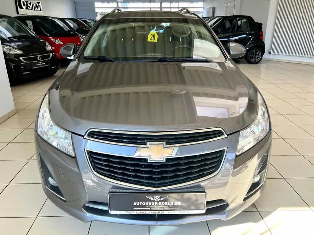 Chevrolet Cruze 1,7 CDTI Station Wagon LT+/Klimaautomatik 07/2013-photo-6