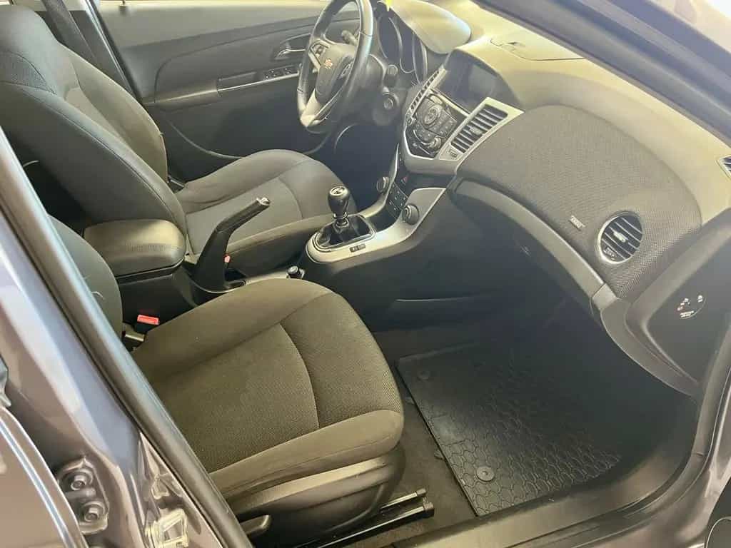 Chevrolet Cruze 1,7 CDTI Station Wagon LT+/Klimaautomatik 07/2013-photo-7