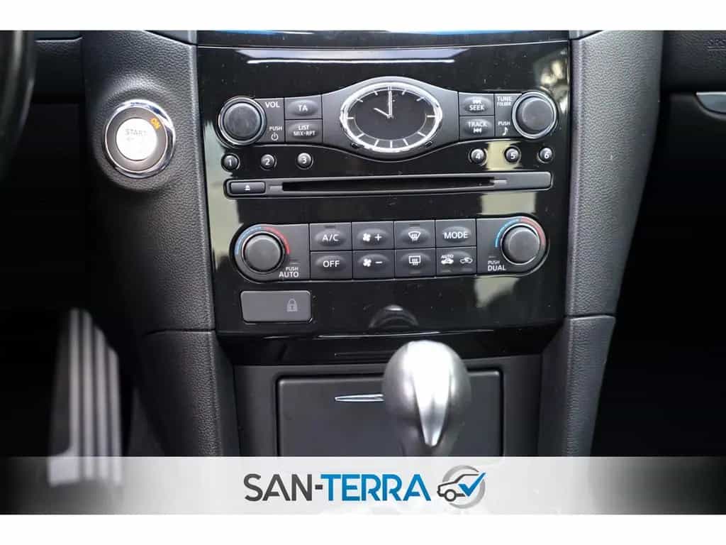 Infiniti QX70 ULTIMATE 3.7 GT LEDER*KEYLESS*MULTI-LENKRAD 02/2017-photo-24