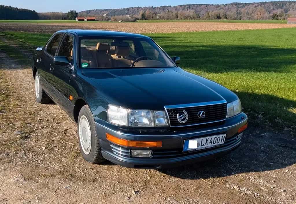 Lexus LS 400 UCF10 Oldtimer-Zulassung 12/1992-photo-1