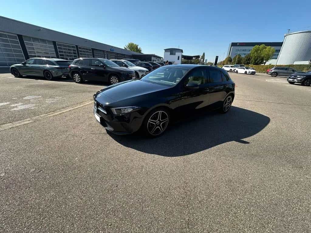 Mercedes-Benz A-Class 200 - 09/2018-photo-2