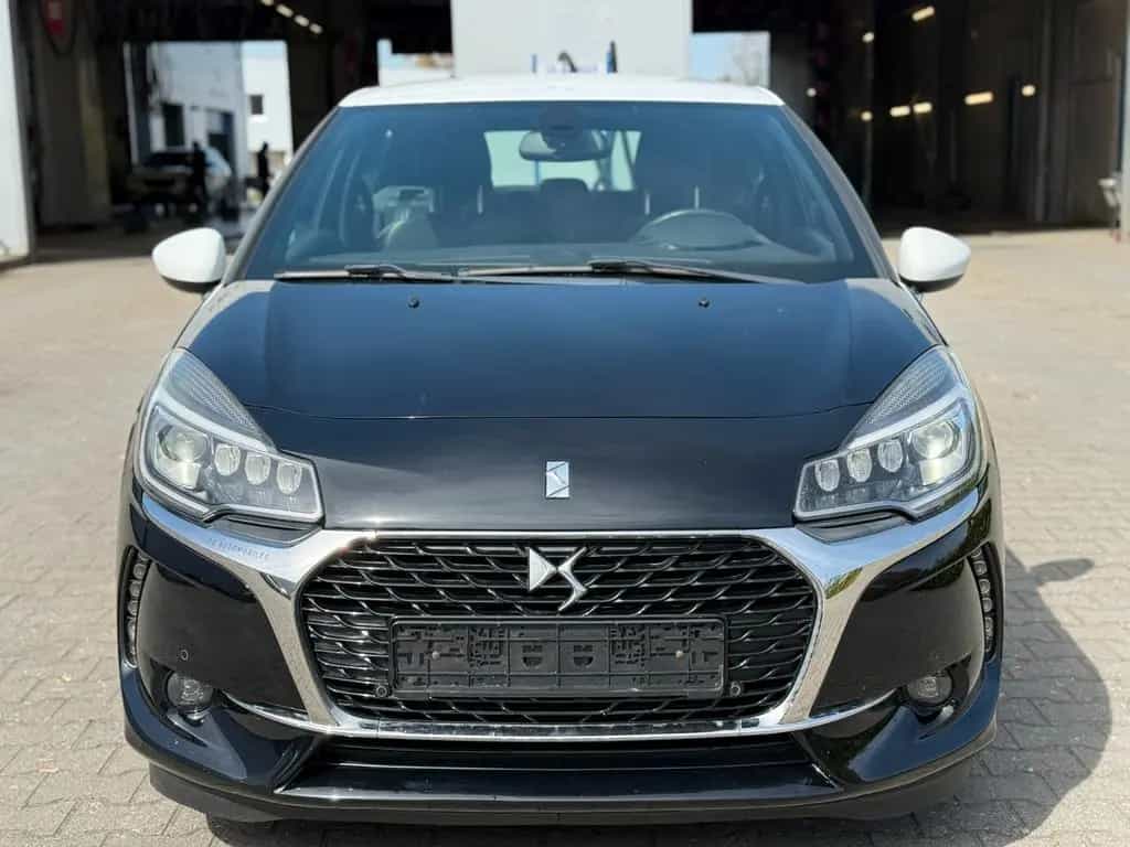 Citroën DS3 PureTech PDC*Navi*Klima*TÜV*Sitzheizung*LED* 12/2016-photo-4