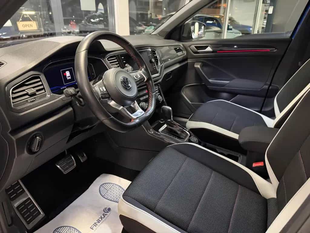 Volkswagen T-Roc 2.0 Sport 4M 1.Hand ACC PANO LED CAM DSG 04/2019-photo-18