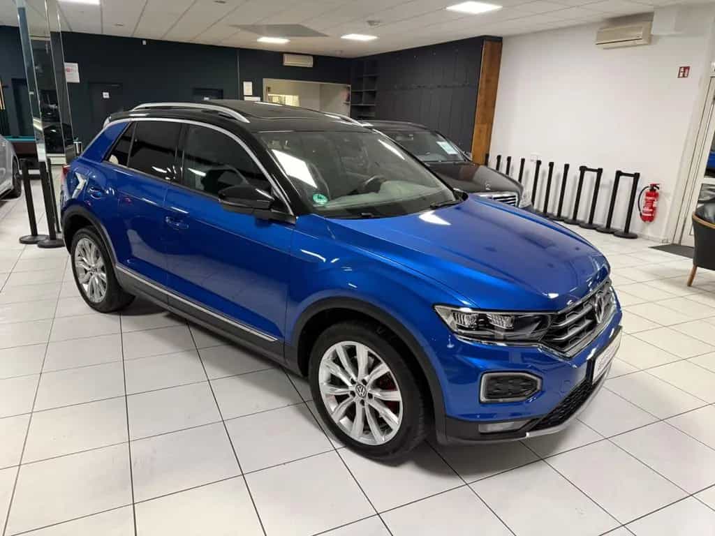Volkswagen T-Roc 2.0 Sport 4M 1.Hand ACC PANO LED CAM DSG 04/2019-photo-2