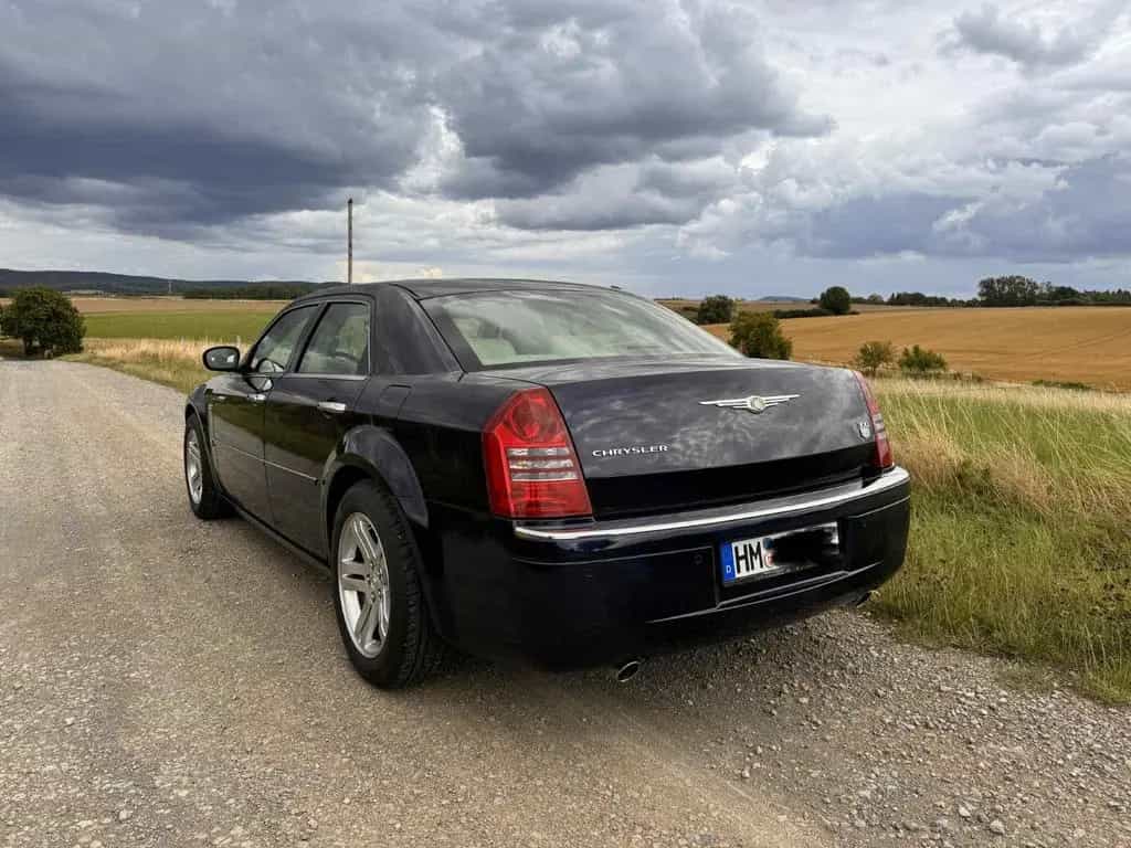 Chrysler 300C 5.7 V8 HEMI Autom. - 09/2005-photo-1