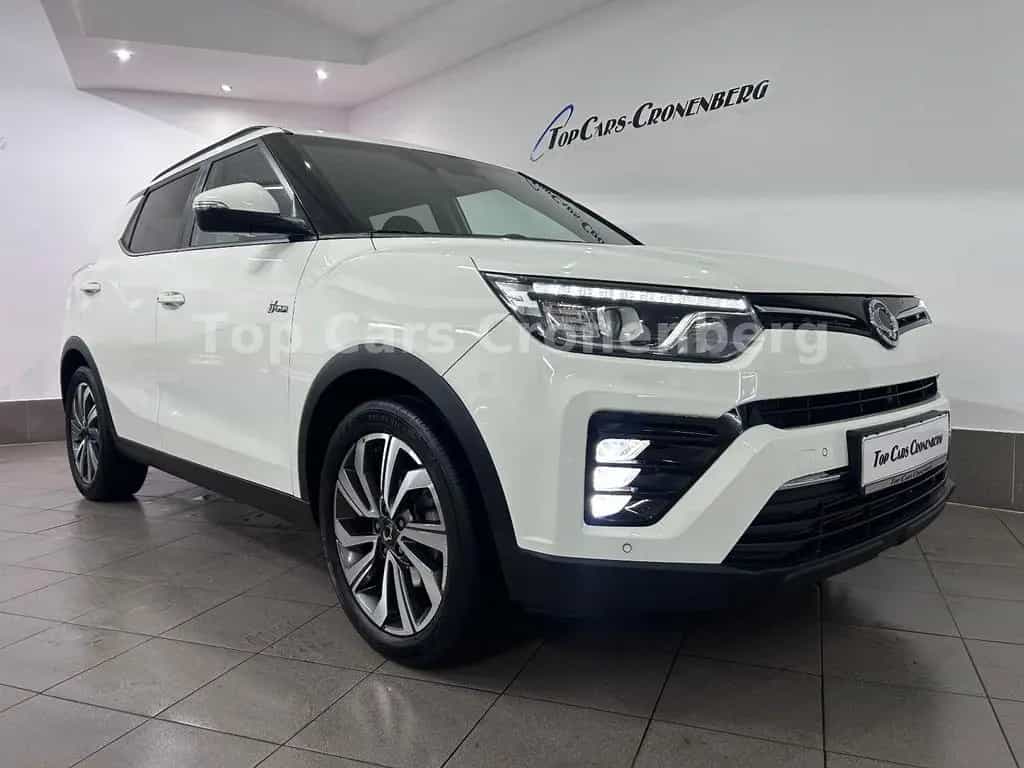 Ssangyong Tivoli 1.5 T-GDi Sapphire*1.HD*37TKM*Leder*AHK* 10/2019-photo-27