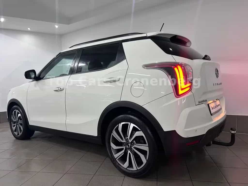 Ssangyong Tivoli 1.5 T-GDi Sapphire*1.HD*37TKM*Leder*AHK* 10/2019-photo-9