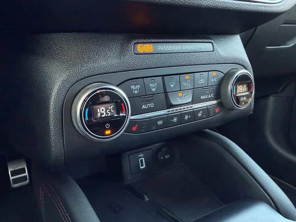Ford Focus Turnier ST-Line*1.HAND*PANO*KAMERA*LED* 04/2020-photo-21