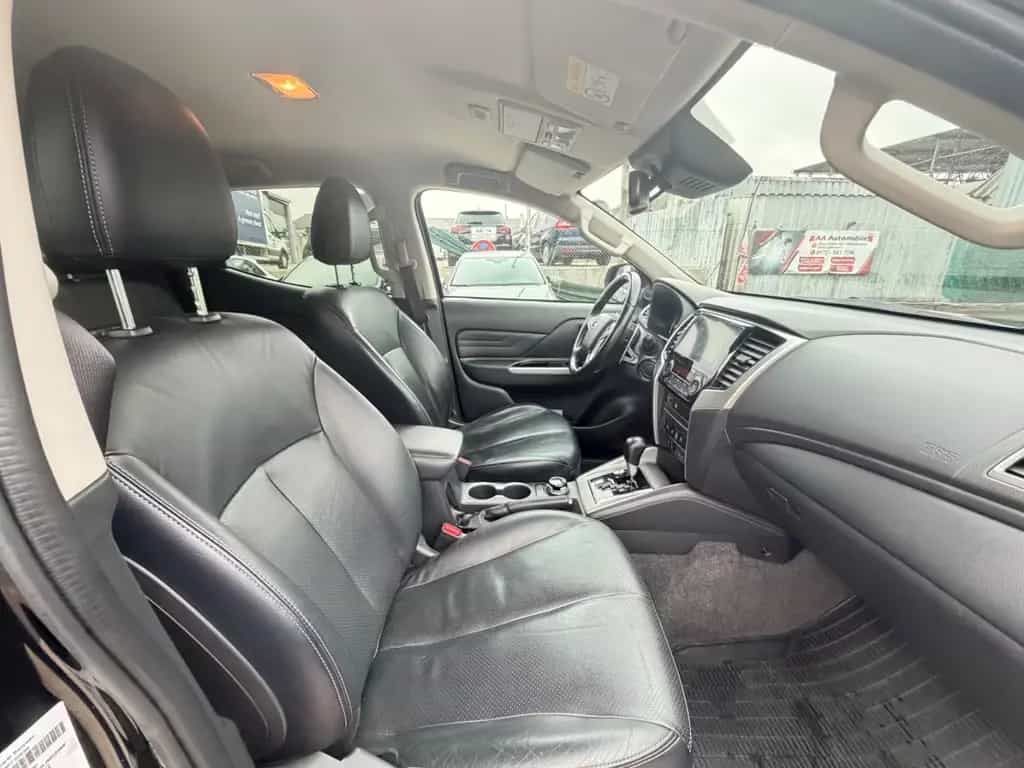 Mitsubishi L200 Top Doppelkabine 4WD Hardtop/Leder/1 Hand 05/2020-photo-17