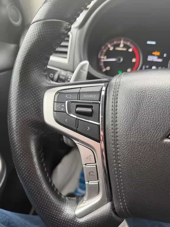 Mitsubishi L200 Top Doppelkabine 4WD Hardtop/Leder/1 Hand 05/2020-photo-30