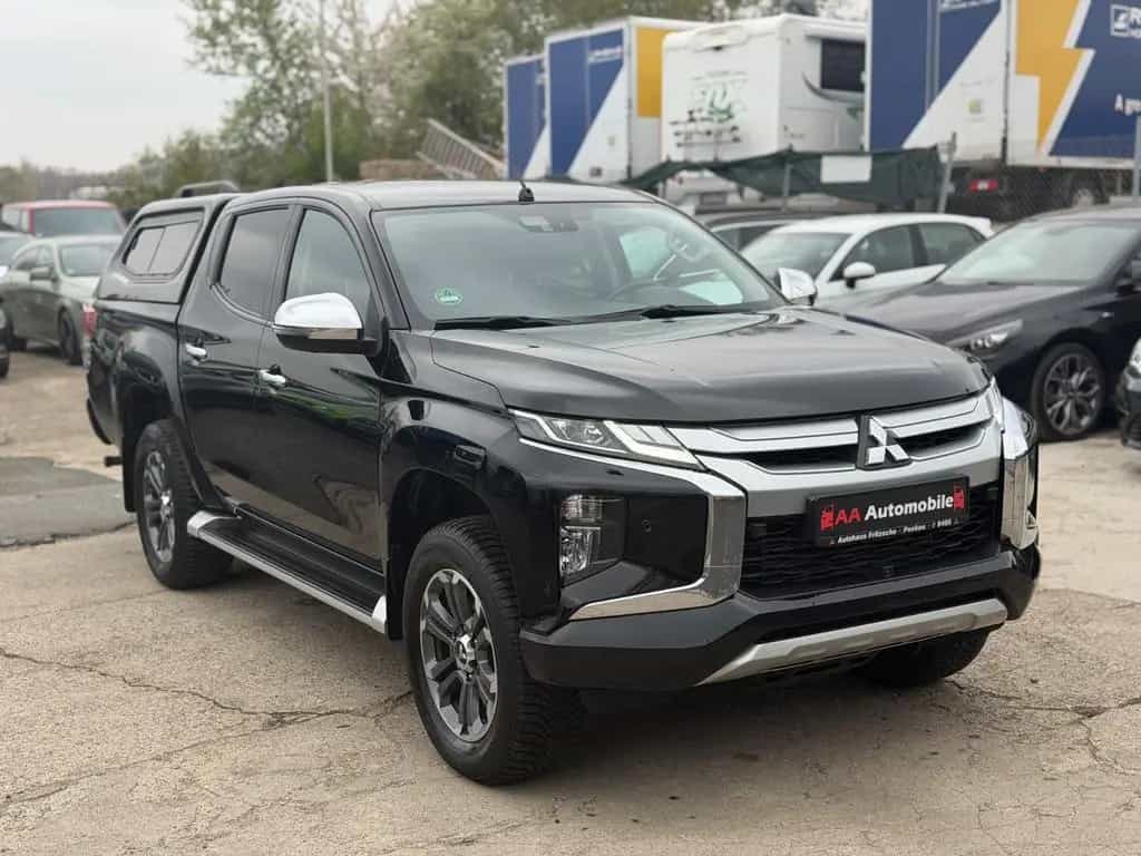 Mitsubishi L200 Top Doppelkabine 4WD Hardtop/Leder/1 Hand 05/2020-photo-5