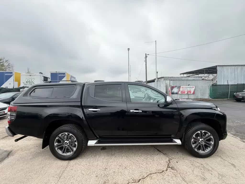 Mitsubishi L200 Top Doppelkabine 4WD Hardtop/Leder/1 Hand 05/2020-photo-7