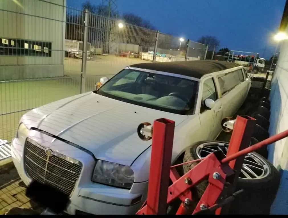 Chrysler 300C 3.5 Stretchlimousine wie Lincoln Town Car 01/2007-photo-0