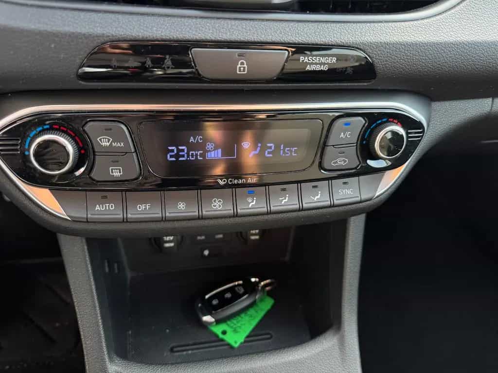 Hyundai i30 Intro 09/2017-photo-15