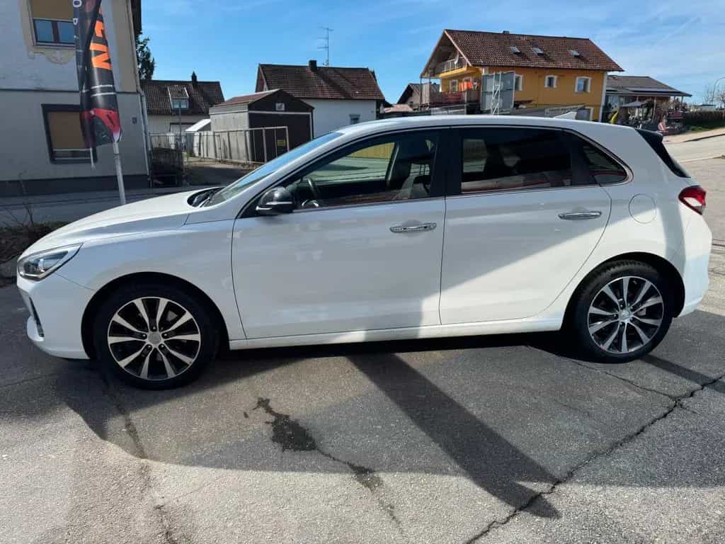 Hyundai i30 Intro 09/2017-photo-4