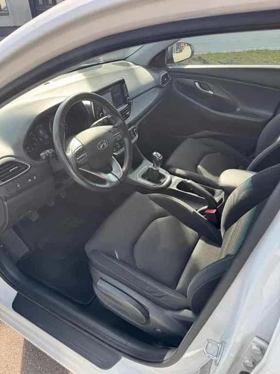 Hyundai i30 Intro 09/2017-photo-9