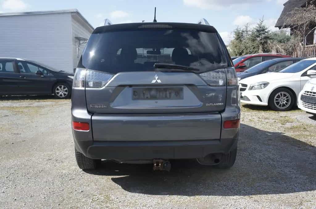 Mitsubishi Outlander 2.4 Instyle 4x4 7-Sitze!!! 01/2008-photo-4