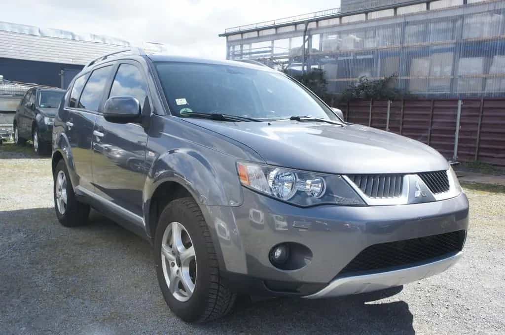Mitsubishi Outlander 2.4 Instyle 4x4 7-Sitze!!! 01/2008-photo-6