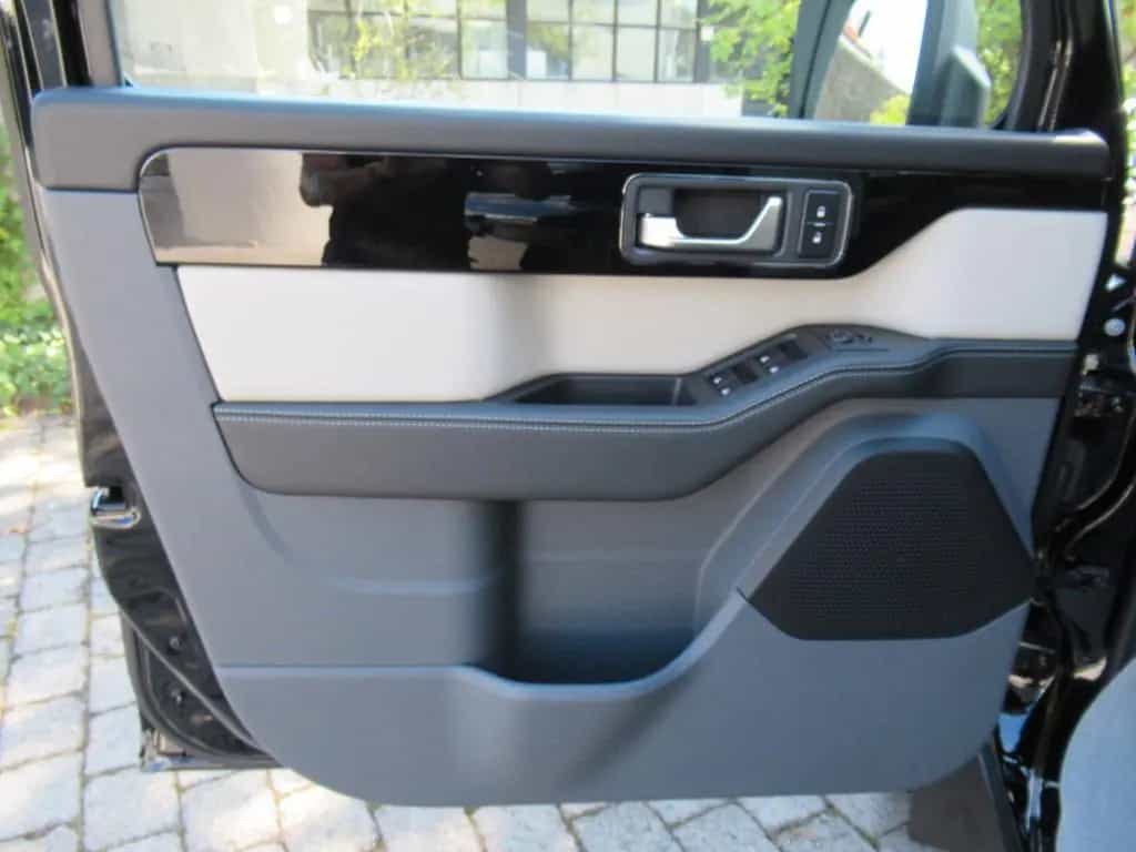 INEOS NEW FIELDMASTER LTD BI-COLOR LEDER CERAMIC 3.0D 07/2024-photo-17
