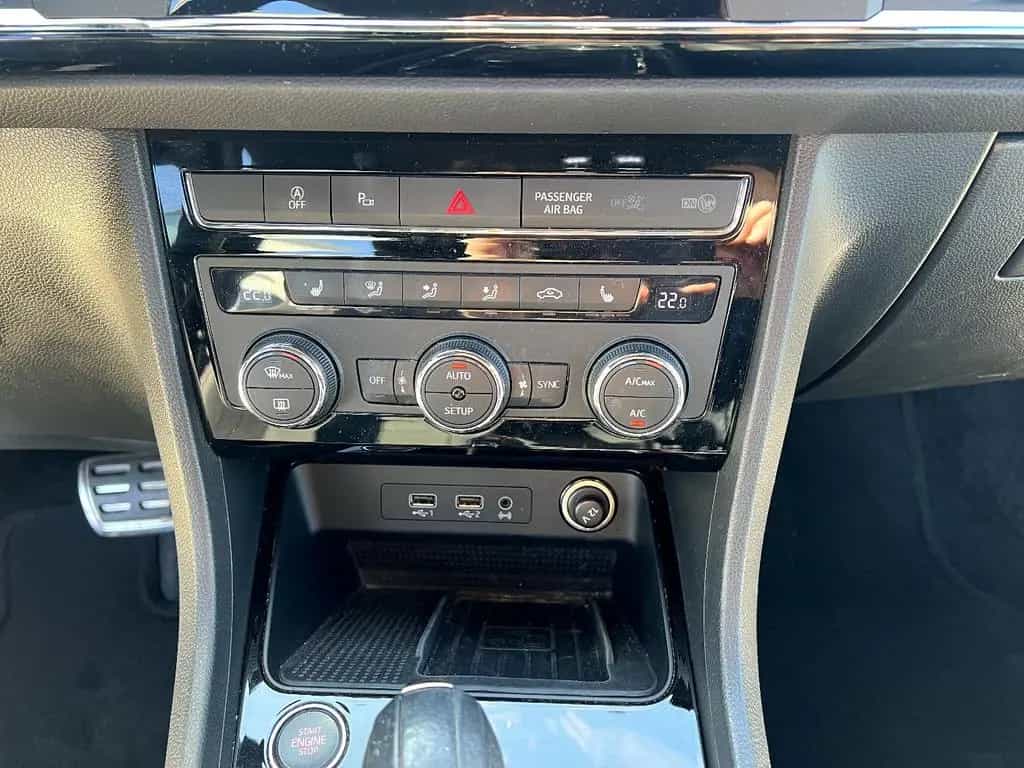 Seat Ateca 1.5 TSI FR 4Drive LED Navi Leder ACC Sitzh 02/2019-photo-24