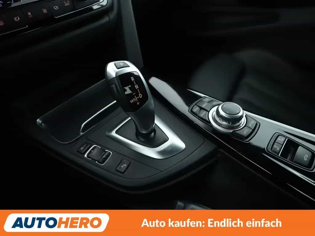 BMW 4 Series 420i Sport Line Aut.*NAVI*BI-XENON*PDC*SHZ* 03/2017-photo-22
