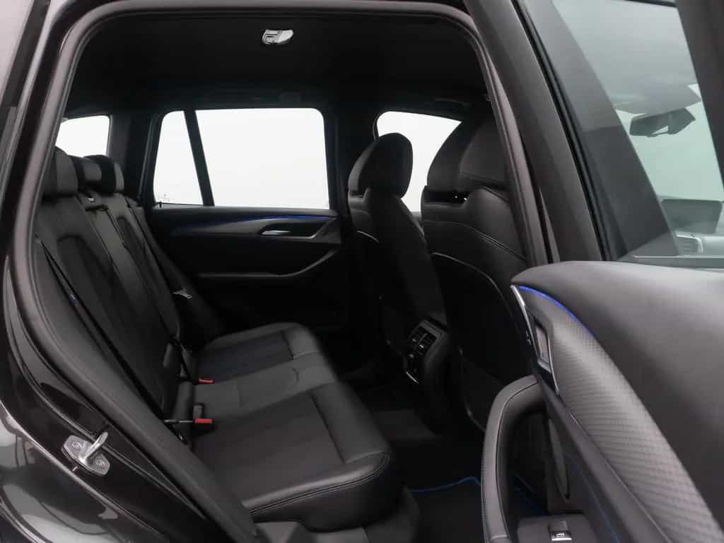 BMW X3 xD20d M Sport Alarm HiFi GeschwindigRe 19Zoll 08/2019-photo-25