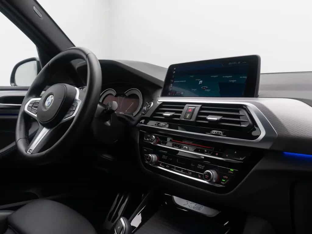 BMW X3 xD20d M Sport Alarm HiFi GeschwindigRe 19Zoll 08/2019-photo-36
