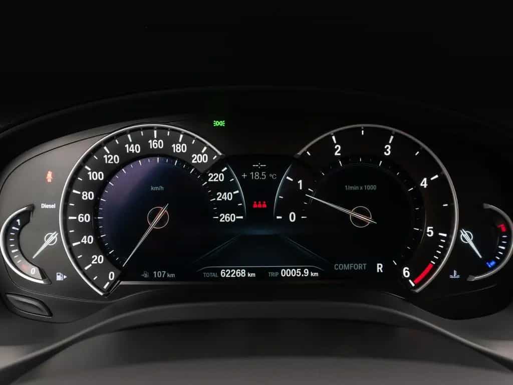 BMW X3 xD20d M Sport Alarm HiFi GeschwindigRe 19Zoll 08/2019-photo-40