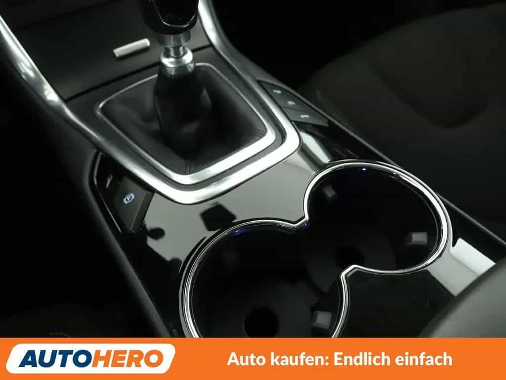 Ford S-Max 1.5 EcoBoost Titanium *NAVI*PDC*TEMPO*SHZ* 03/2016-photo-29