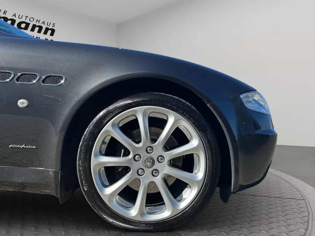 Maserati Quattroporte Basis 01/2007-photo-10