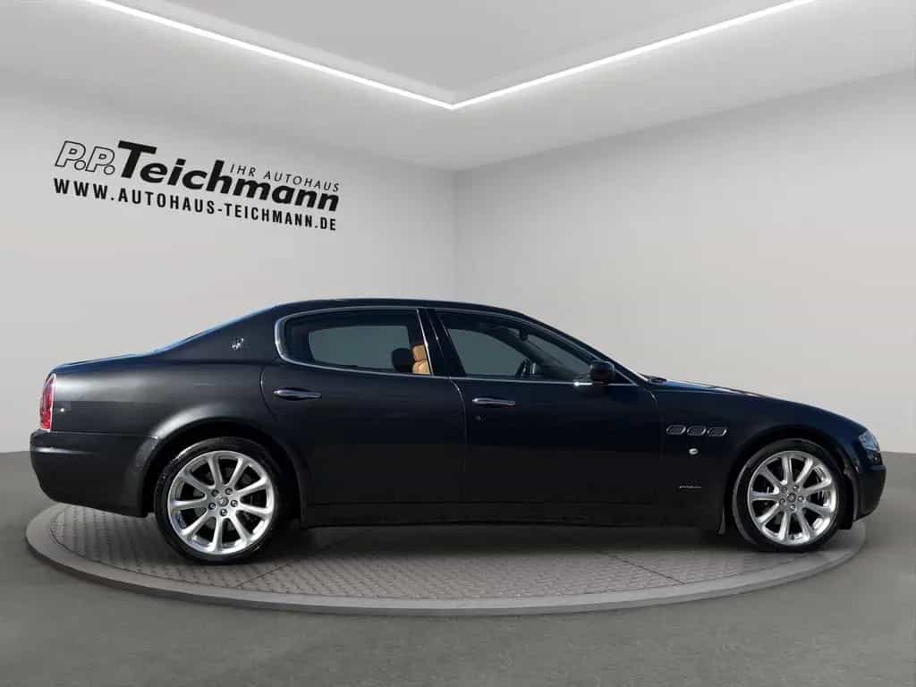 Maserati Quattroporte Basis 01/2007-photo-3