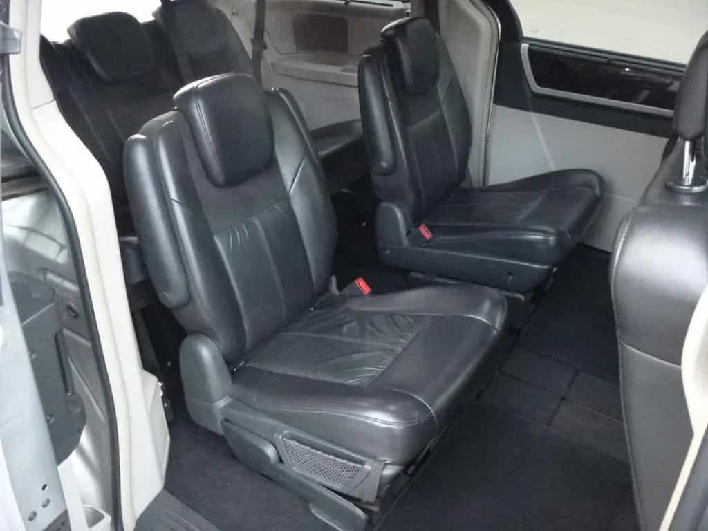 Chrysler Grand Voyager Limited 2,8 Diesel Stown GO 04/2012-photo-16