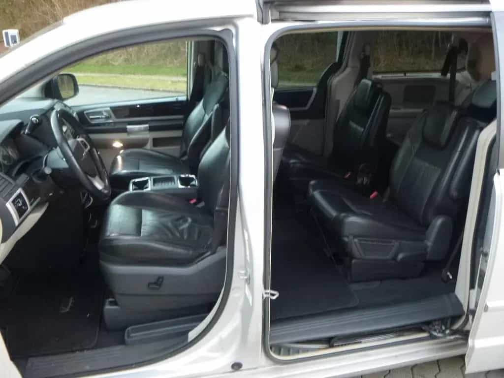 Chrysler Grand Voyager Limited 2,8 Diesel Stown GO 04/2012-photo-8