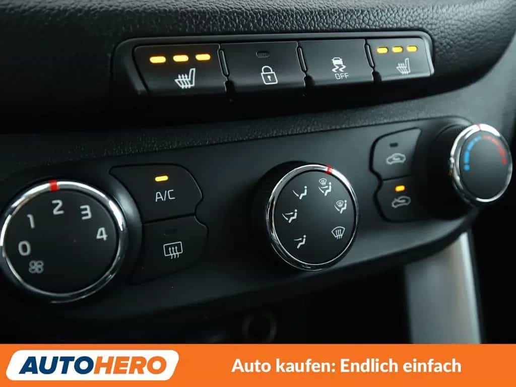 Kia cee'd / Ceed cee'd 1.6 GDI Spirit *NAVI*CAM*SHZ*KLIMA* 04/2018-photo-20