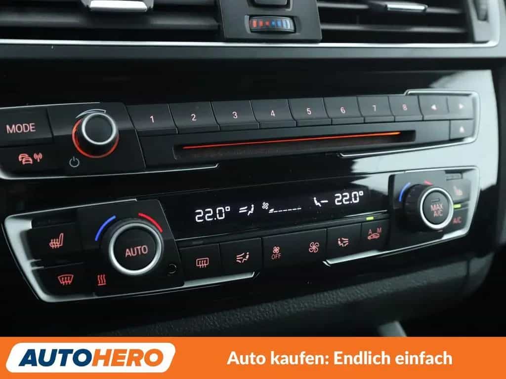 BMW M240 Aut.*NAVI*BI-XENON*H&K*TEMPO*PDC*SHZ* 01/2017-photo-20
