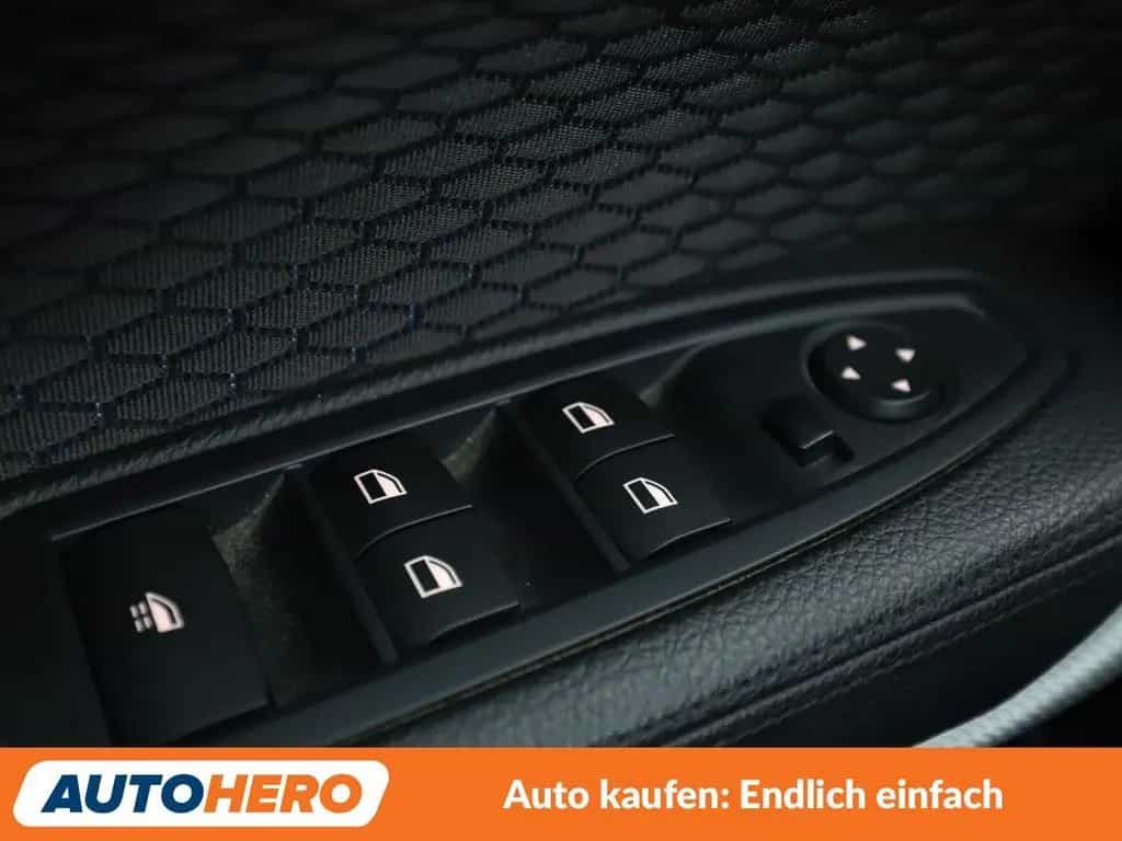 BMW M240 Aut.*NAVI*BI-XENON*H&K*TEMPO*PDC*SHZ* 01/2017-photo-22