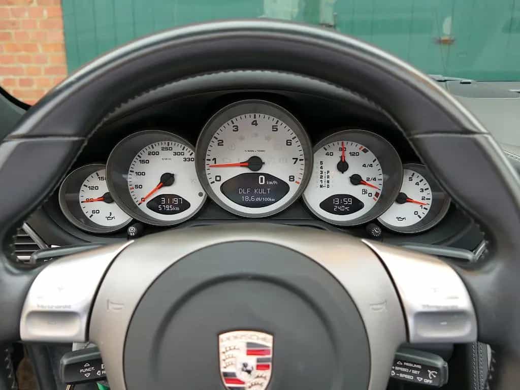 Porsche 911 Carrera S Cabrio 33000 Km Scheckheft Porsche 05/2008-photo-5