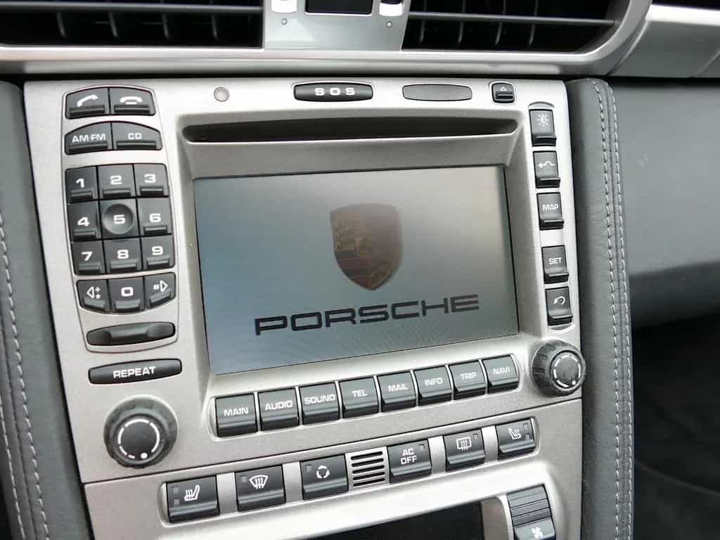 Porsche 911 Carrera S Cabrio 33000 Km Scheckheft Porsche 05/2008-photo-7
