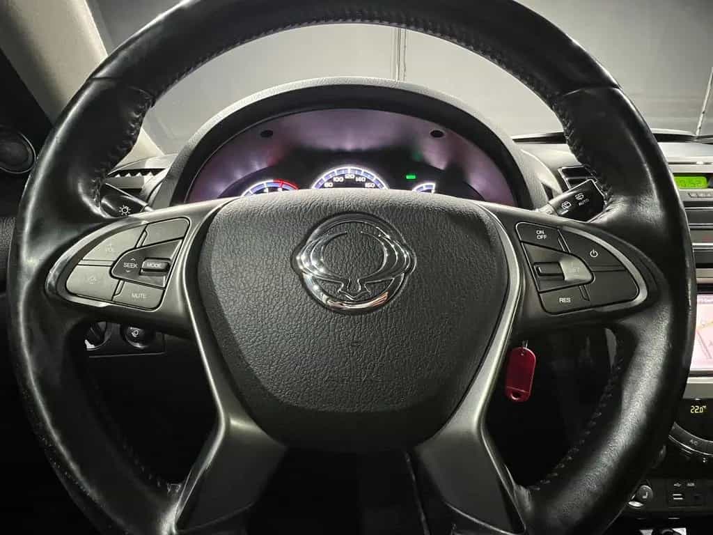 Ssangyong REXTON 2.2 TD Executive 4X4 |7 SITZER|LEDER|LED| 01/2018-photo-20