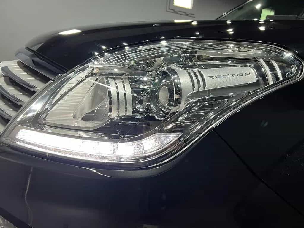 Ssangyong REXTON 2.2 TD Executive 4X4 |7 SITZER|LEDER|LED| 01/2018-photo-28