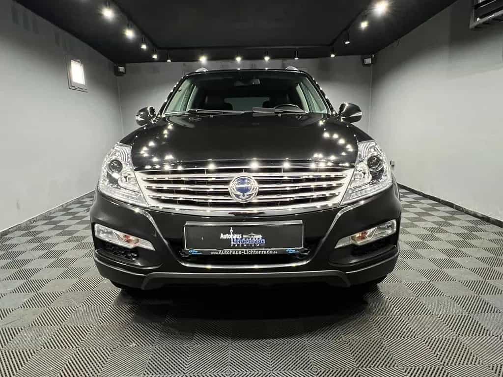 Ssangyong REXTON 2.2 TD Executive 4X4 |7 SITZER|LEDER|LED| 01/2018-photo-5