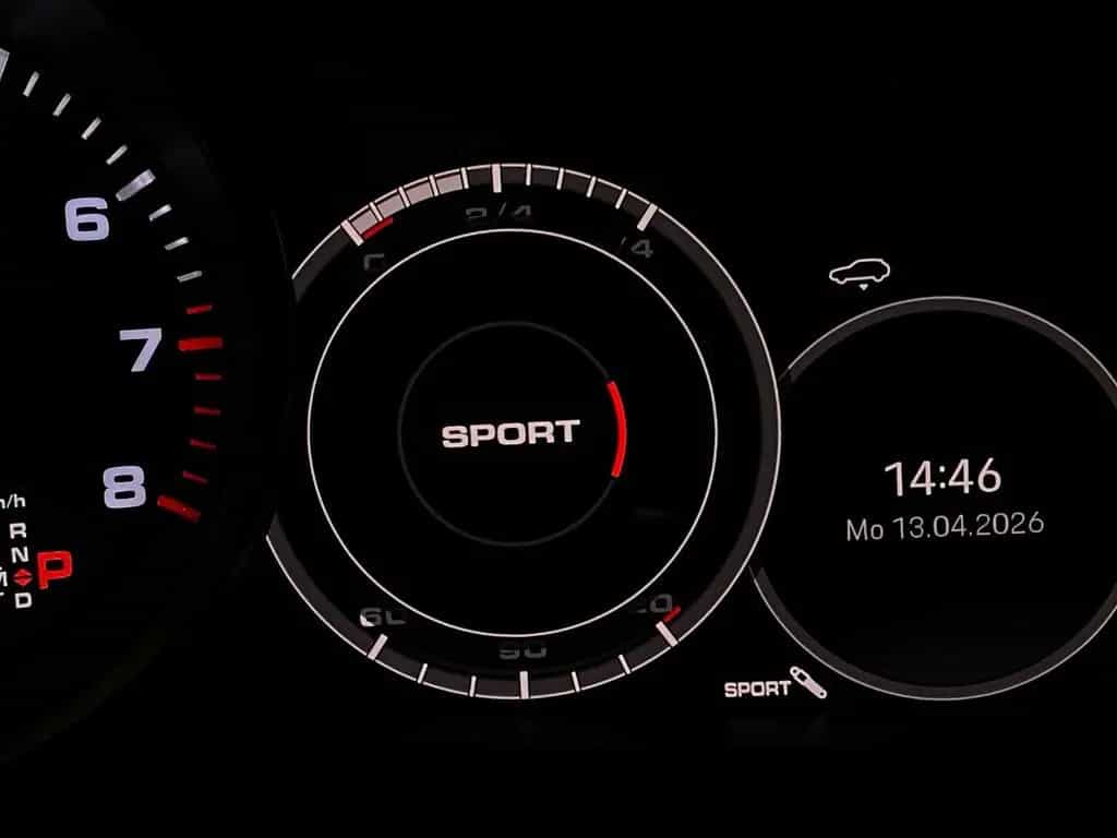 Porsche Cayenne Platinum Edition | Luftfederung | ACC | 04/2023-photo-15