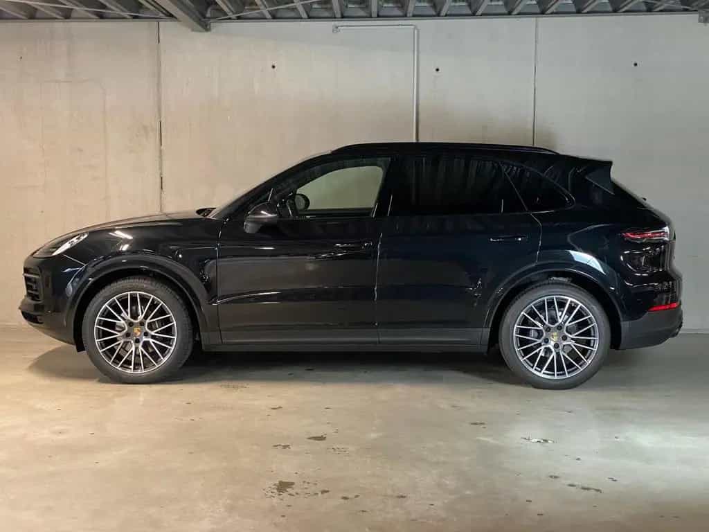 Porsche Cayenne Platinum Edition | Luftfederung | ACC | 04/2023-photo-2