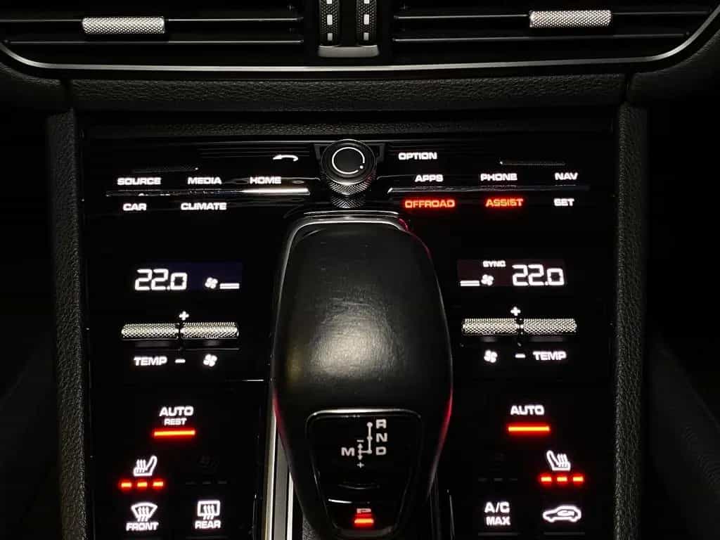 Porsche Cayenne Platinum Edition | Luftfederung | ACC | 04/2023-photo-21