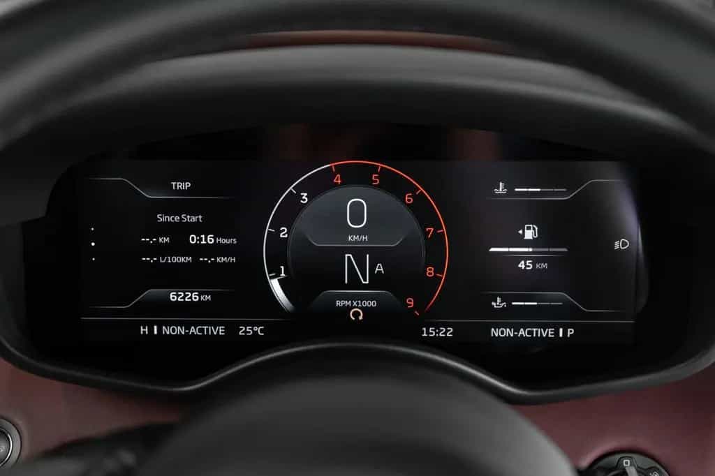 McLaren GT Premium*Carbon*B&W*Pano*Camera*Black pack* 02/2024-photo-13
